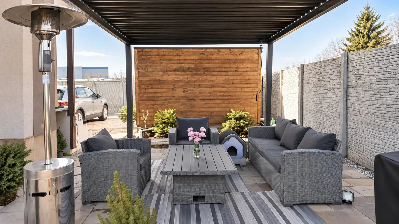 Apartmán Beta — pergola s grilem